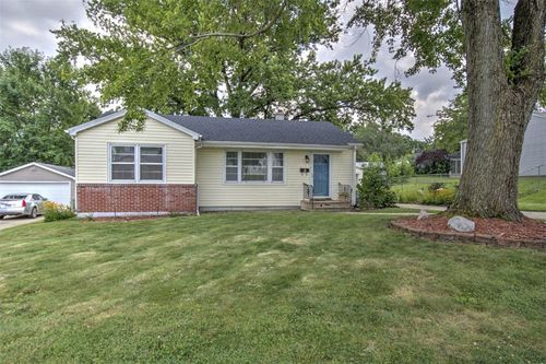 22 2nd South Shores Ave, Decatur, IL, 62521-5212 | Card Image