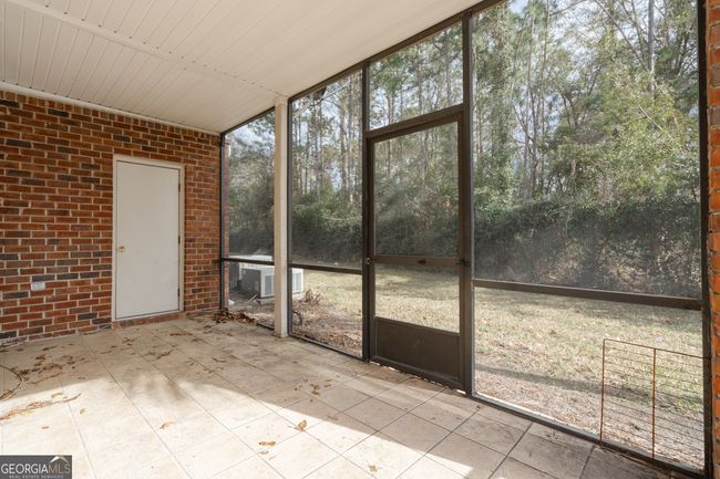 111 Camellia Ct, Condo with 3 bedrooms, 2 bathrooms and null parking in Brunswick GA | Image 7