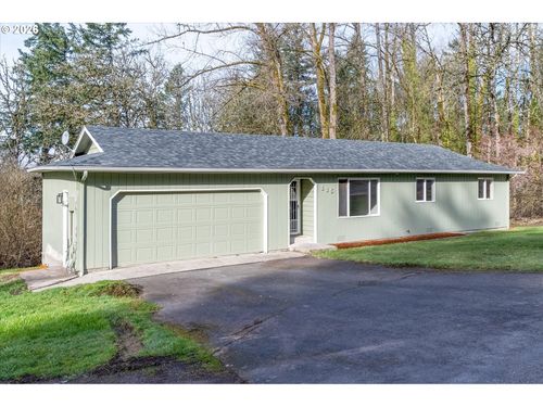 115 Lowrane Dr, Kelso, WA, 98626-3040 | Card Image