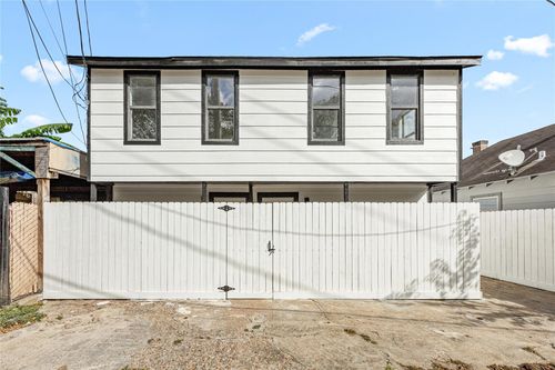 4-3229 Holman St, Houston, TX, 77004-3512 | Card Image