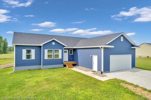 1814 Daley Rd, Lapeer, MI, 48446-8311 | Card Image