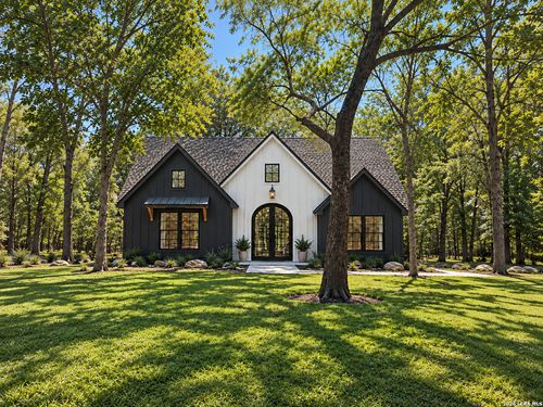 3571 County Road 676, Devine, TX, 78016 | Card Image