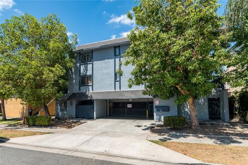 1810 S Broadway, Santa Ana, CA, 92707-1205 | Card Image