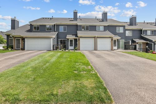 8-1795 Donegal Dr, Woodbury, MN, 55125-9434 | Card Image
