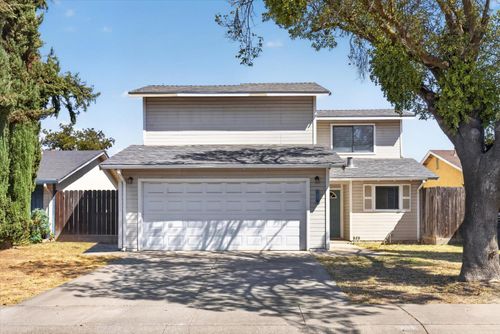 908 Wilma Dr, Modesto, CA, 95351-2174 | Card Image