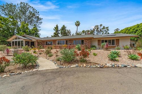 4678 Sun Valley Rd, Del Mar, CA, 92014-4115 | Card Image