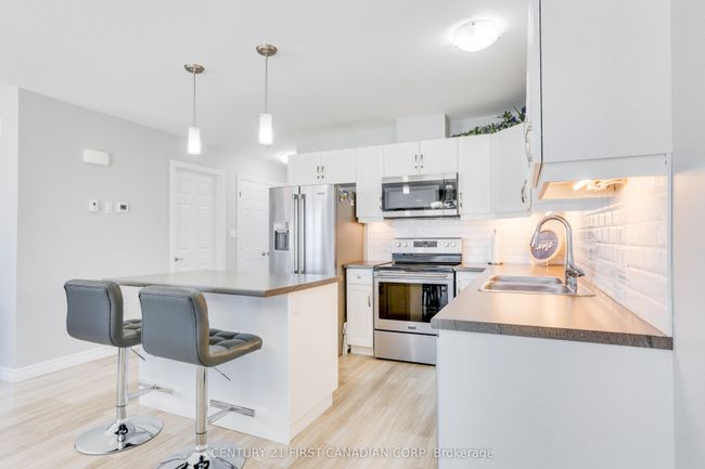 18 Windward Way N, House other with 2 bedrooms, 2 bathrooms and 2 parking in Goderich ON | Image 13