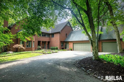 408 W Ravinwoods Rd, Peoria, IL, 61615-1365 | Card Image