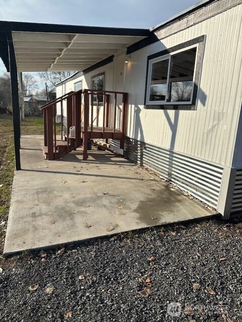 3164 3150 Ne Valley Road, Moses Lake, WA, 98837 | Card Image
