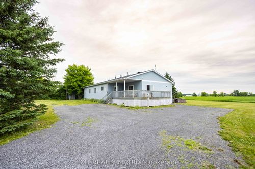 859 Rte 800 E, St Albert, ON, K0A3C0 | Card Image