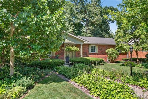 1118 Robert Dr, Godfrey, IL, 62035-2522 | Card Image