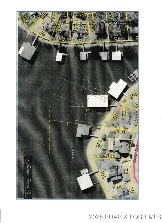 Land in Camdenton