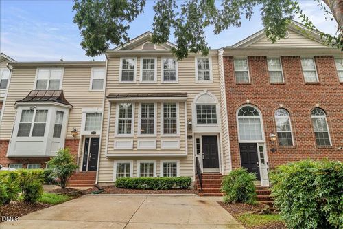 6733 Middleboro Dr, Raleigh, NC, 27612-2665 | Card Image