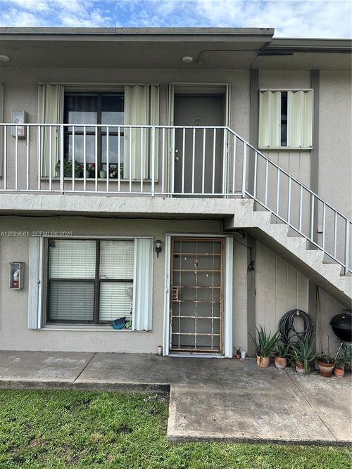21-15360 Sunset Dr, Miami, FL, 33193-1636 | Card Image