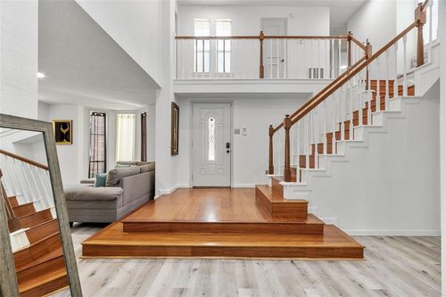 13010 Meadowline Dr, Houston, TX, 77082-3515 | Card Image