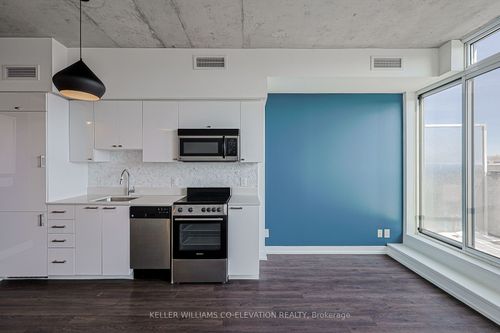 416-707 Dovercourt Rd, Toronto, ON, M6H0B5 | Card Image