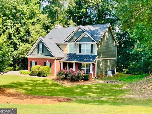 933 Vinings Dr, Winder, GA, 30680-4733 | Card Image
