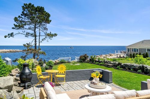 165 Granite St, Rockport, MA, 01966-1356 | Card Image