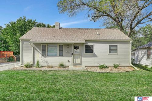 1565 S 48th St, Lincoln, NE, 68506-1226 | Card Image