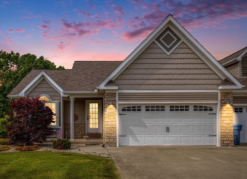 3305 Nighthawk Ln, Battle Creek, MI, 49015-7638 | Card Image