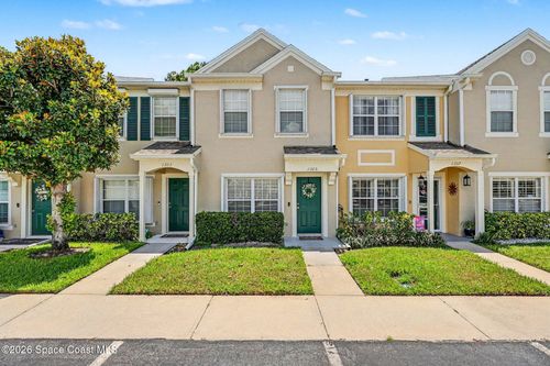 1305 Hampton Park Ln, Melbourne, FL, 32940-8246 | Card Image