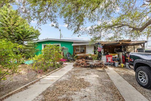 114 Sw 21st St Sw, Vero Beach, FL, 32962 | Card Image