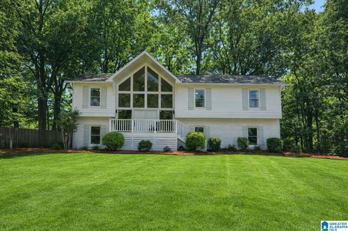 221 Russet Woods Dr, HOOVER, AL, 35244-4317 | Card Image