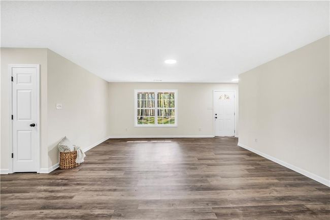 254 Barnesville Rd, House other with 4 bedrooms, 2 bathrooms and 2 parking in Milner GA | Image 9