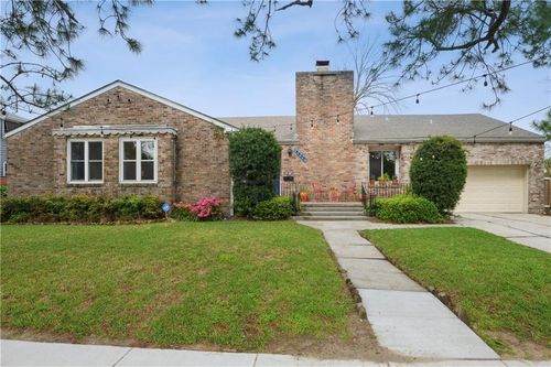 4633 Dart St, New Orleans, LA, 70125-2716 | Card Image