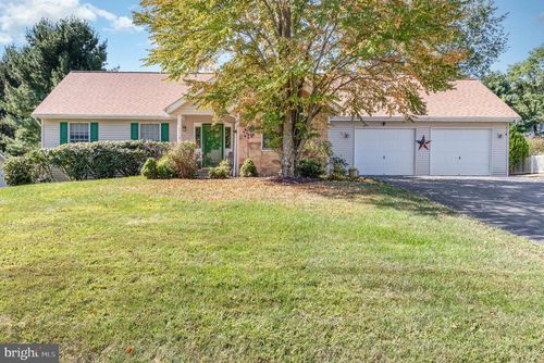 452 Elder Trl, New Cumberland, PA, 17070-3100 | Card Image