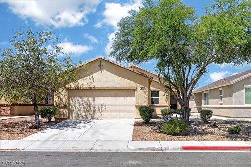 961 Aspen Cliff Dr, Henderson, NV, 89011-2520 | Card Image