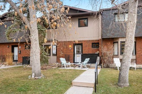 918 17 Street Nw, Calgary, AB, T2N2E4 | Card Image