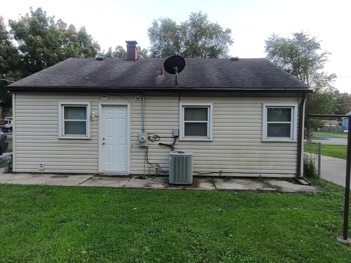 1222 Liberty St, Aurora, IL, 60505-3029 | Card Image