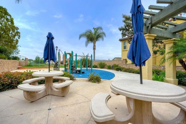 4049 Peninsula Dr, Condo with 3 bedrooms, 3 bathrooms and 2 parking in Carlsbad CA | Image 33