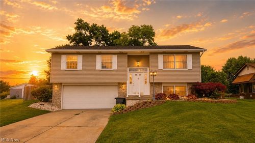 60 Broadview Pl, Wintersville, OH, 43953-7412 | Card Image