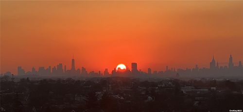 apt-8d-166-25 Powells Cove Blvd, Beechhurst, NY, 11357-1512 | Card Image