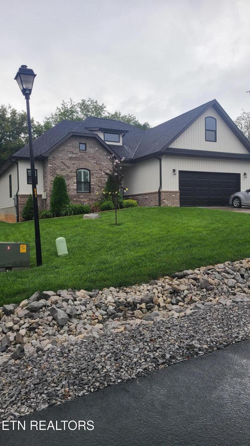 206 Ogana Ln, Loudon, TN, 37774-2715 | Card Image