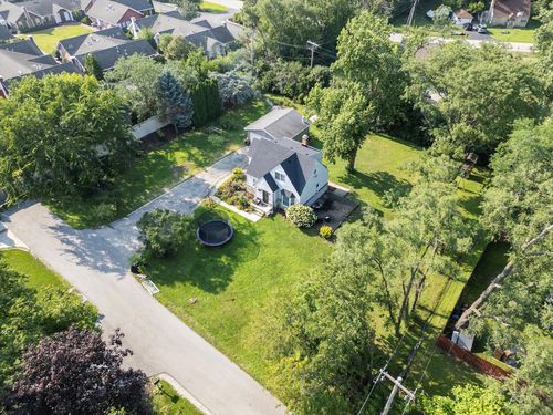 313 83rd St, Willowbrook, IL, 60527-7093 | Card Image