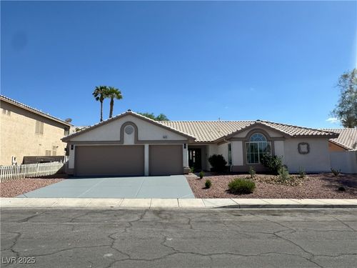 6435 Heatherton Ave, Las Vegas, NV, 89110-5903 | Card Image
