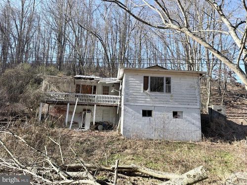 227 Dingus Hollow Rd, CASTLEWOOD, VA, 24224-6603 | Card Image