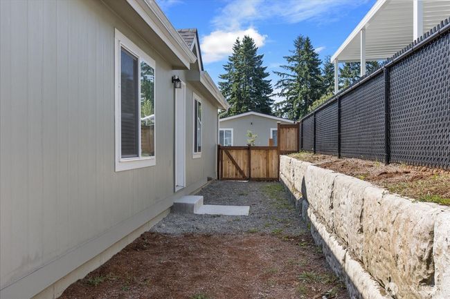 UNIT-64 - 23708 Locust Way, House other with 4 bedrooms, 2 bathrooms and null parking in Bothell WA | Image 4