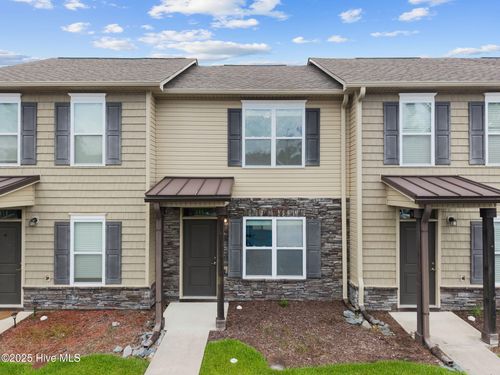 408 Sullivan Loop Rd, Midway Park, NC, 28544-0005 | Card Image