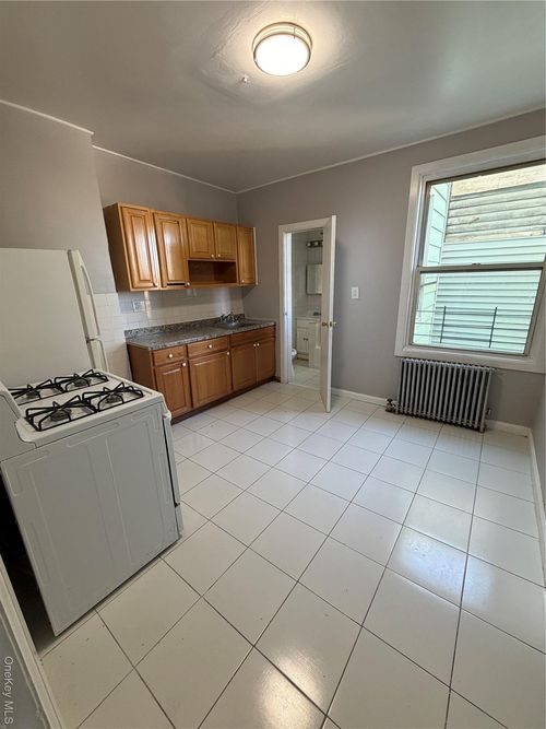 apt-3-25 Cliff St, Yonkers, NY, 10701-4450 | Card Image