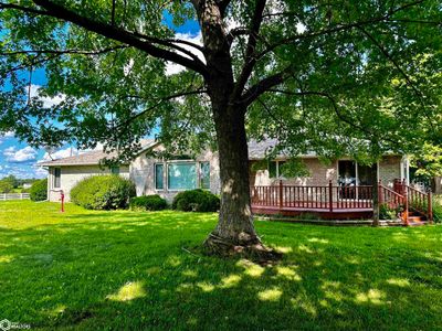 1608 Illinois Street, Home with 3 bedrooms, 2 bathrooms and 2 parking in Bedford IA | Image 3