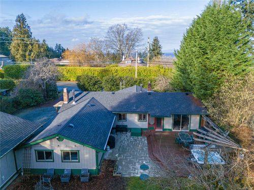 3872 Island Highway W, Qualicum Beach, BC, V9K2G9 | Card Image