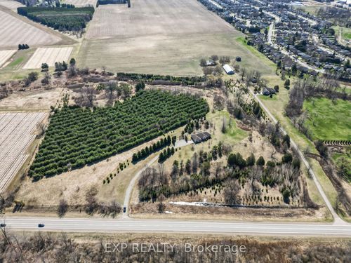 8371 Hickory Dr, Strathroy, ON, N7G3H8 | Card Image