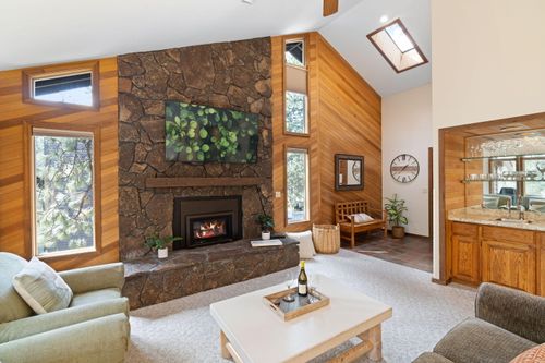 12-57326 Beaver Ridge Loop, Sunriver, OR, 97707-3014 | Card Image