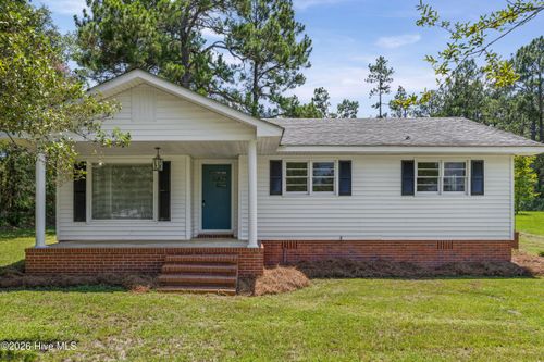 728 Prosperity Dr, Swainsboro, GA, 30401-4609 | Card Image
