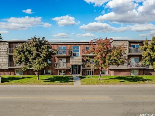 11-20 Assiniboine Dr, Saskatoon, SK, S7K1H2 | Card Image