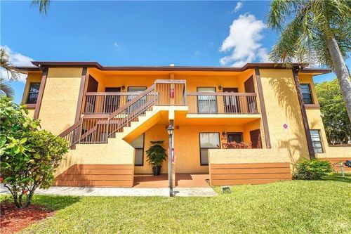 201-1023 Banks Rd, Margate, FL, 33063-6703 | Card Image